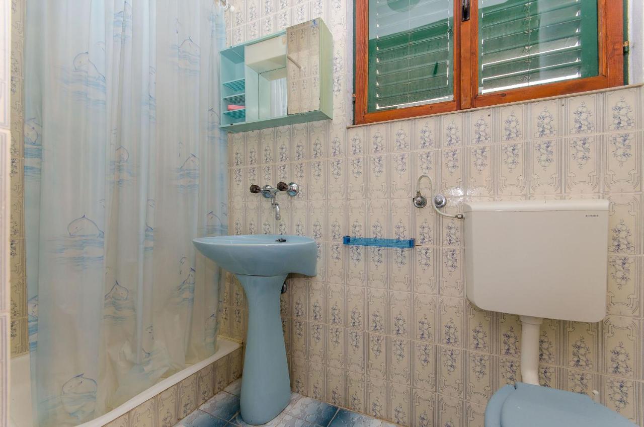Apartments Moloco Дрвеник Екстер'єр фото