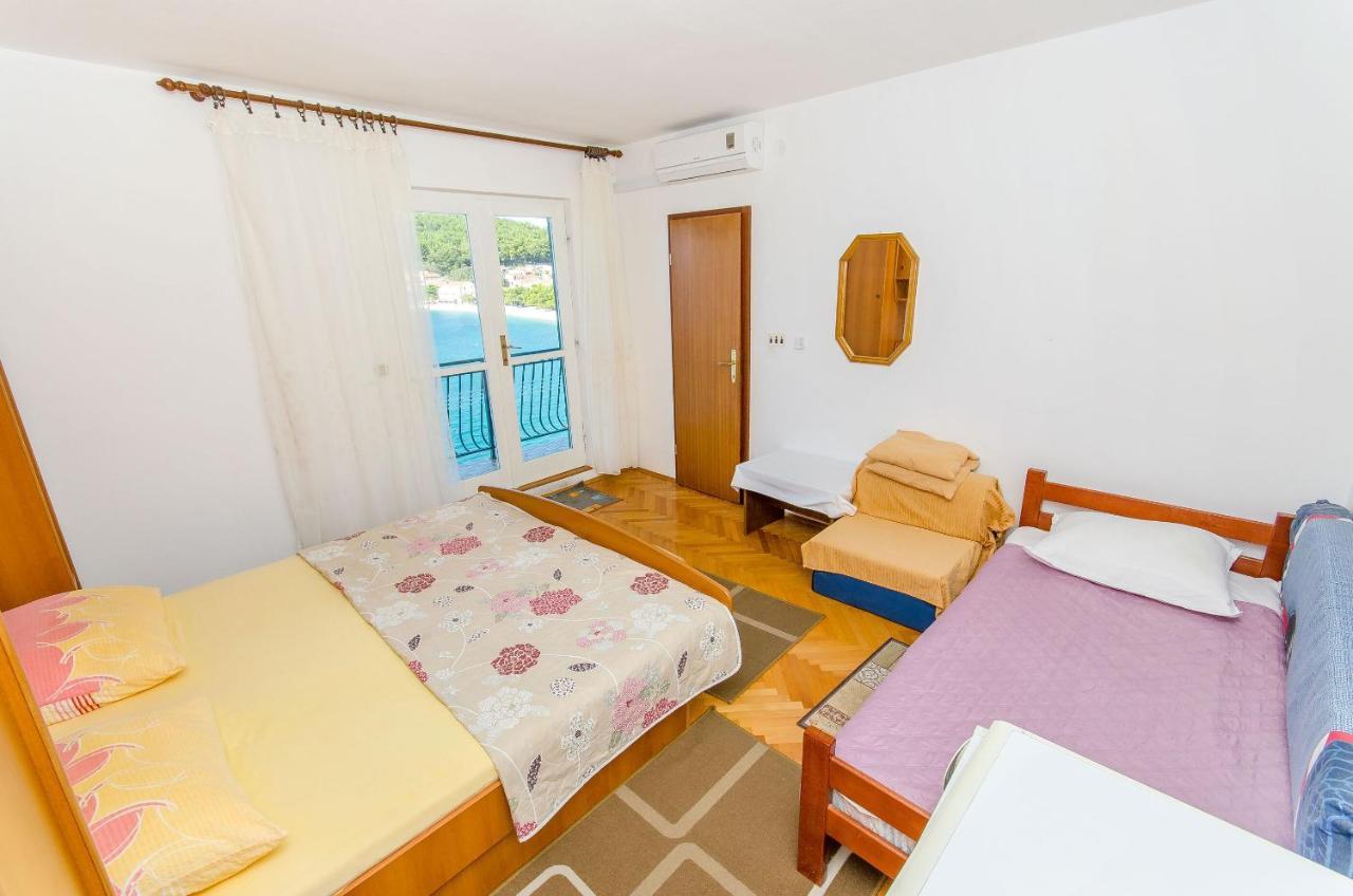 Apartments Moloco Дрвеник Екстер'єр фото