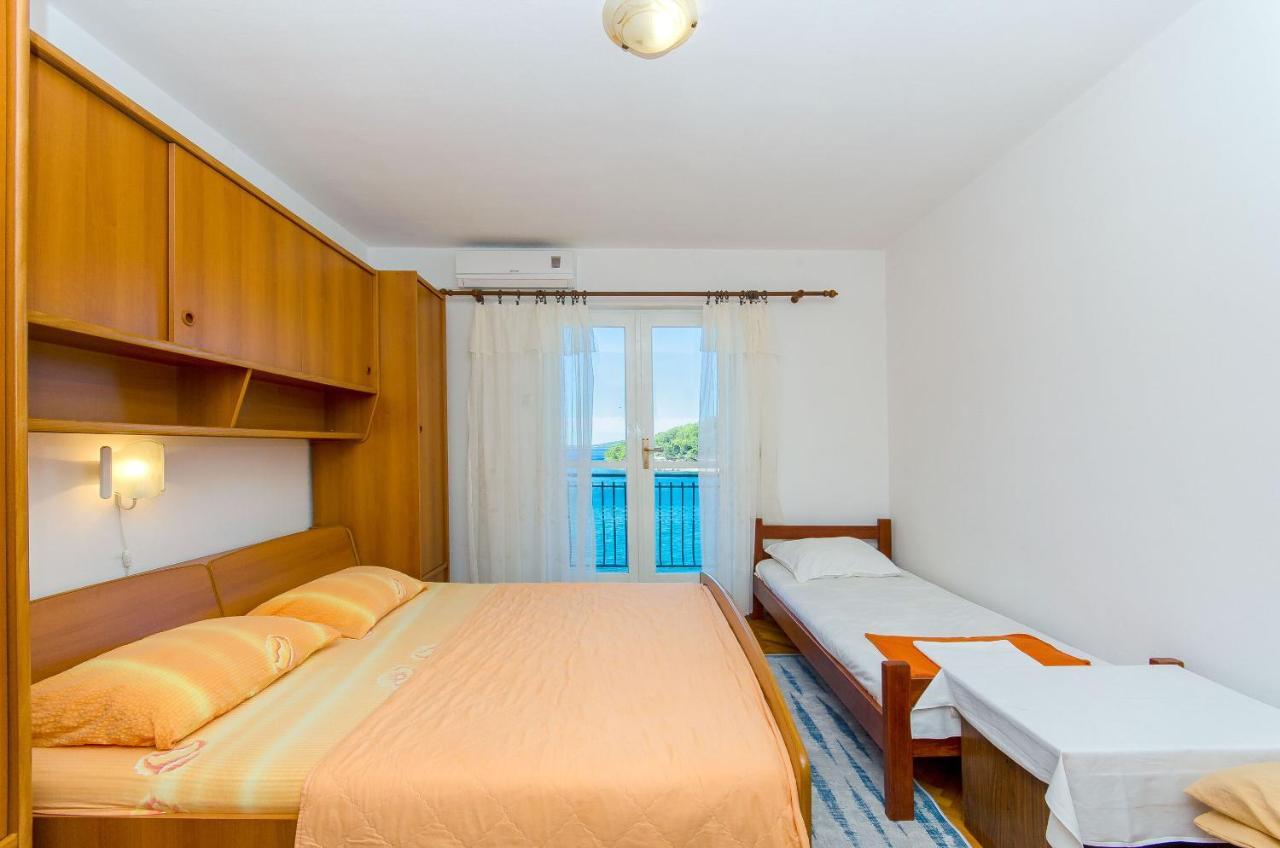 Apartments Moloco Дрвеник Екстер'єр фото