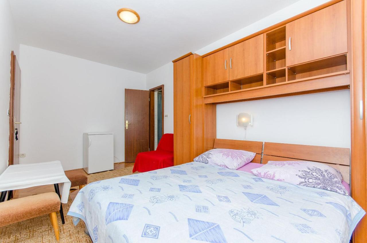 Apartments Moloco Дрвеник Екстер'єр фото